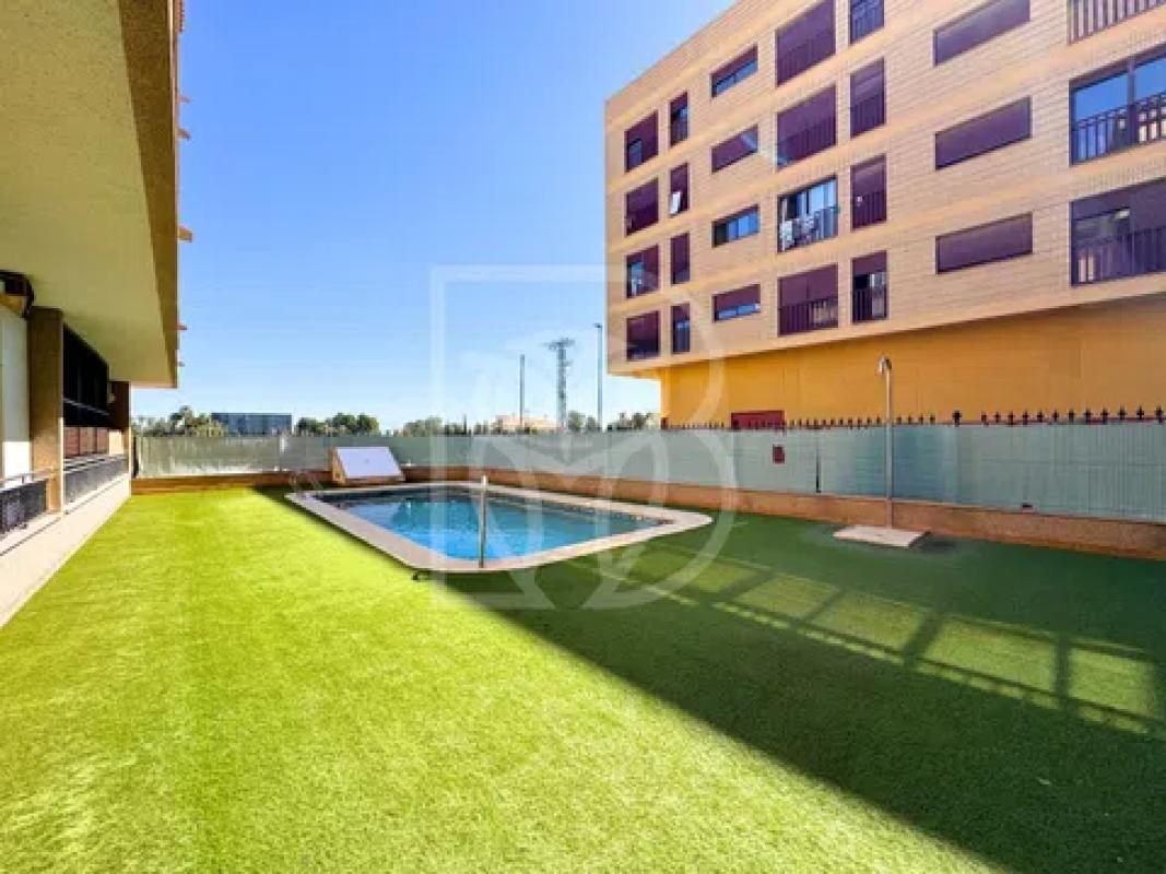 Продажа квартиры на Calle Doctor Gregorio Marañón, Албате́ра
 photo 2