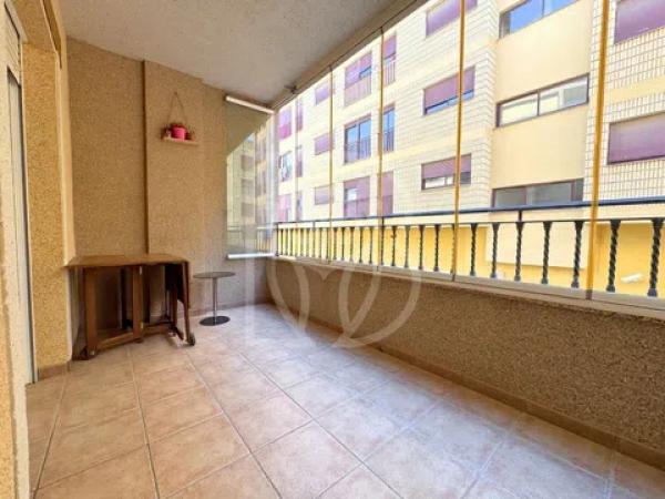 Продажа квартиры на Calle Doctor Gregorio Marañón, Албате́ра
 photo 3