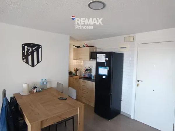Sale of flat in Calle Pintor Pedro Camacho, Alicante
thumbnail 2