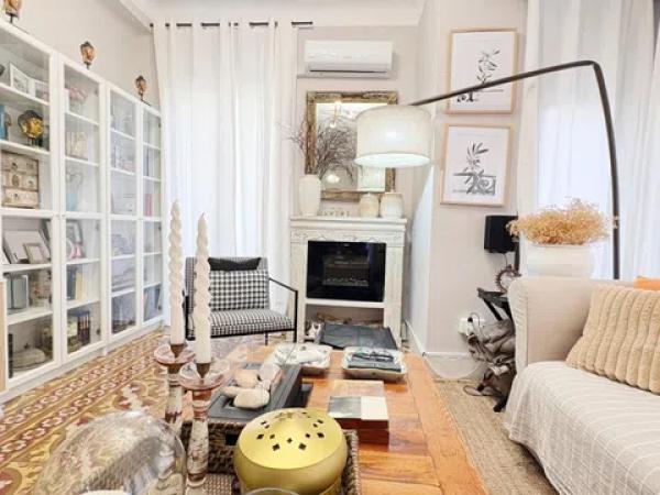 Sale of flat in Barrio Mercado, Alicante
thumbnail 1