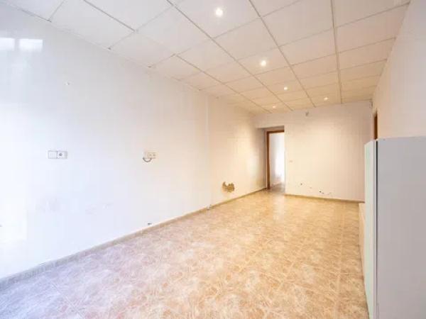 Casa independiente en calle de Mossen Fenollar thumbnail 1