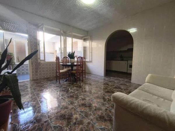 Chalet adosado en calle Madrid s/n thumbnail 1