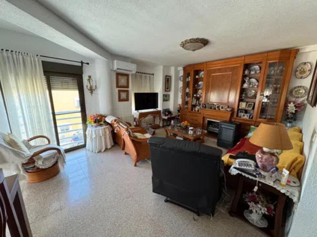 Venta de piso en Barrio San Agustín, Alicante / Alacant
photo 1