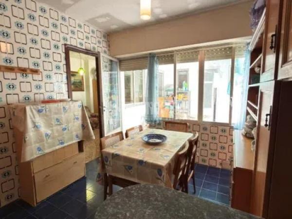 Chalet pareado en calle Ceuta thumbnail 1