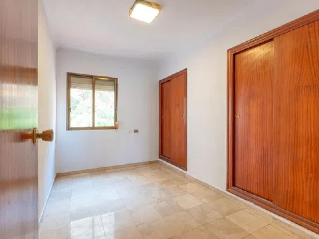 Venta de piso en Calle de la Virgen del Socorro, Alicante / Alacant
photo 2