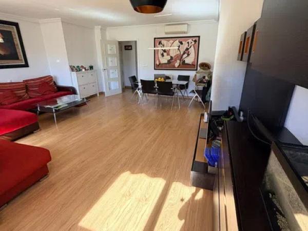 Sale of flat in Calle Bailarín José Espadero, 16, Alicante
thumbnail 1