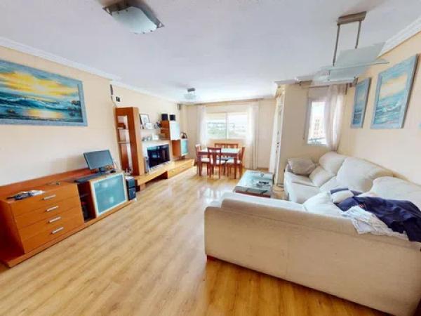 Sale of flat in Avenida Ciudad de Matanzas, Alicante
 photo 4