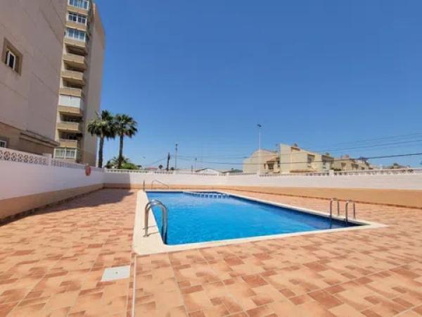 Продажа квартиры на Barrio Nueva Torrevieja, Торревьеха
photo 1