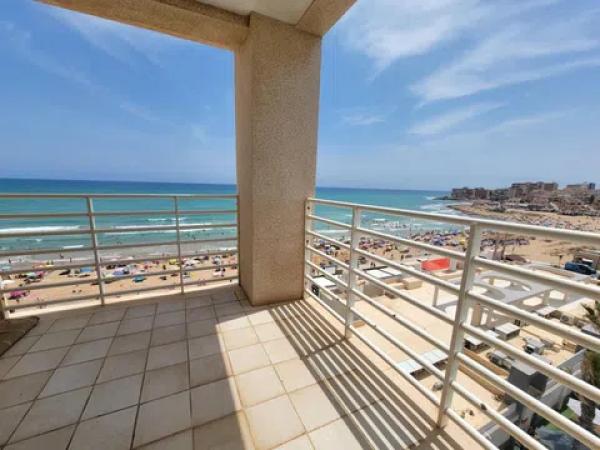 Ático en venta en  Barrio Cañada del Molino, Torrevieja photo 1