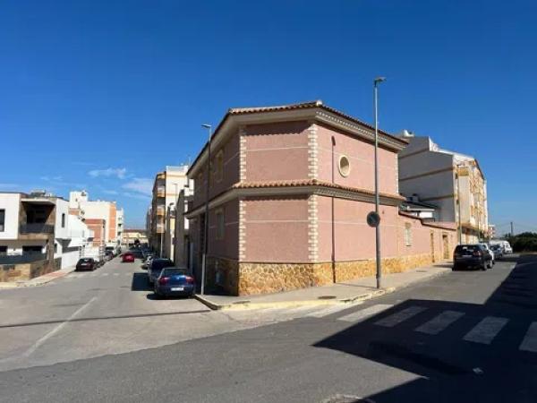 Casa independiente en calle la Cooperativa photo 4