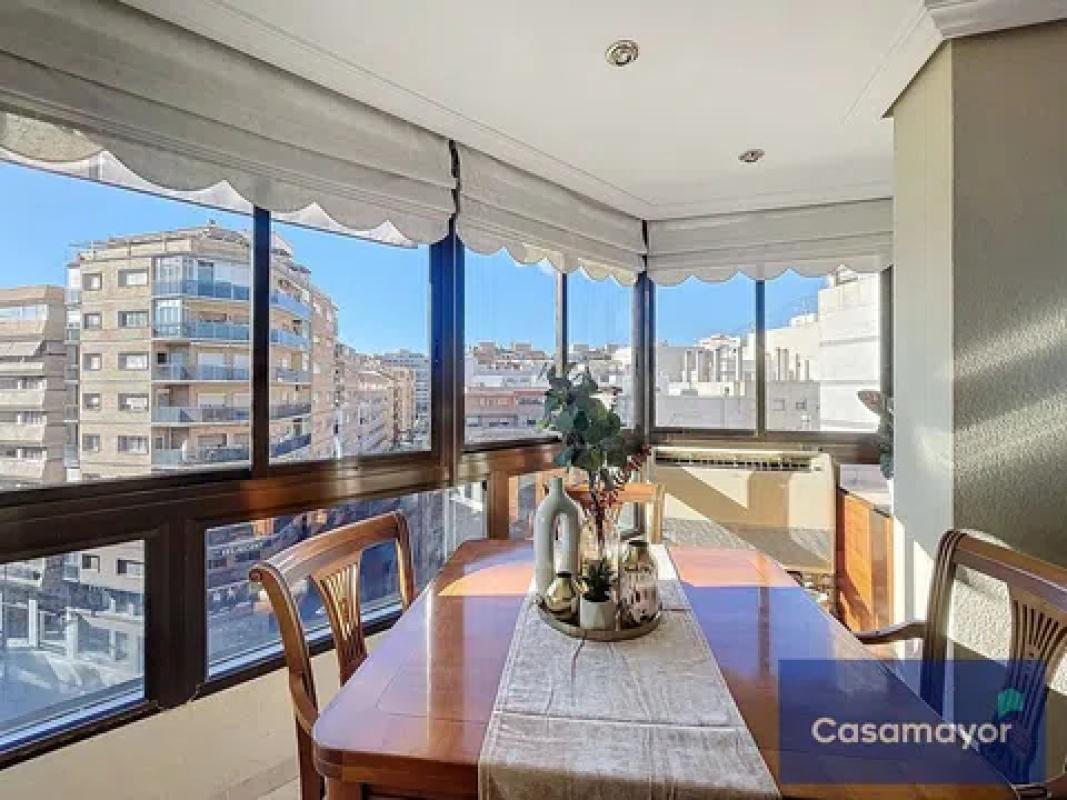 Sprzedaż mieszkania w Avenida Maisonnave, 31, Alicante / Alacant
photo 5