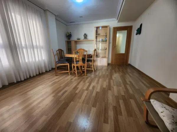 Sprzedaż mieszkania w Crevillente, Crevillente
photo 1