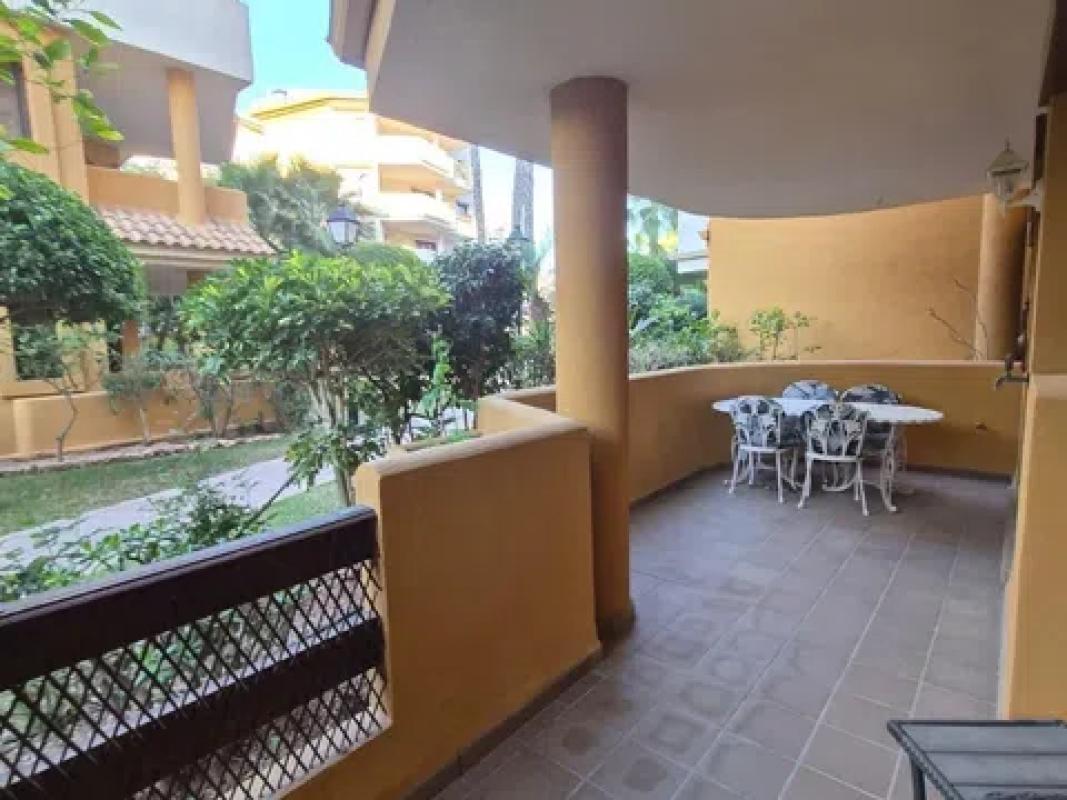 Venta de piso en Calle Mar de Fondo, Torrevieja
photo 3