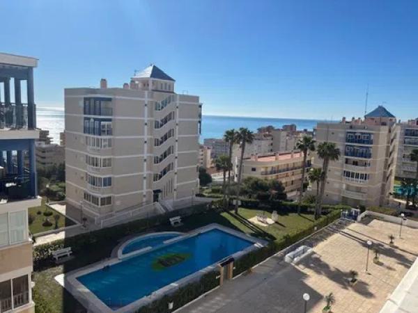 Venta de piso en Avenida Costa Blanca, 21, Elche / Elx
thumbnail 1