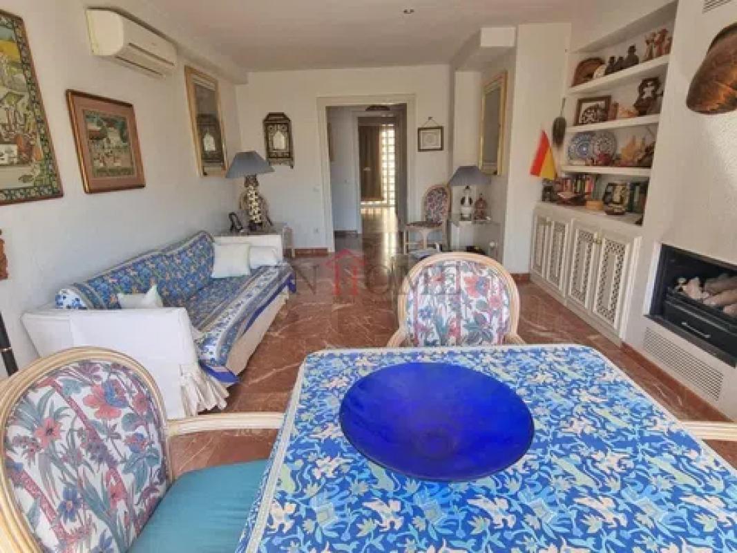 Продажа квартиры на Avenida Vicente Llorca Alós, Бенидорм
 photo 4