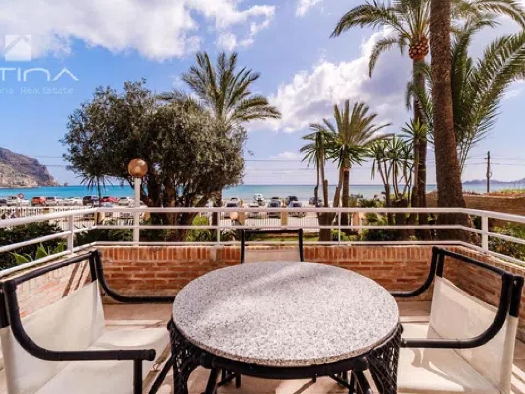 Sale of apartment in Avenida del Mediterrània, Jávea/Xàbia
 photo 3