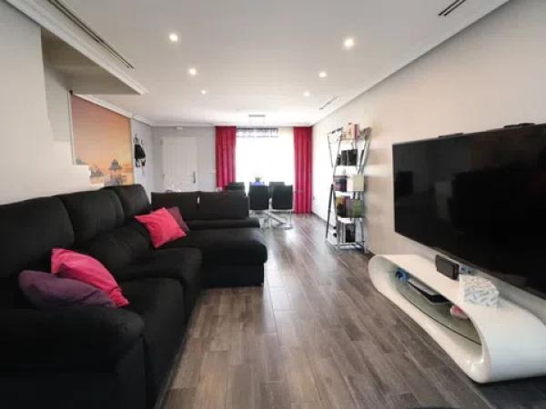 Chalet adosado thumbnail 1