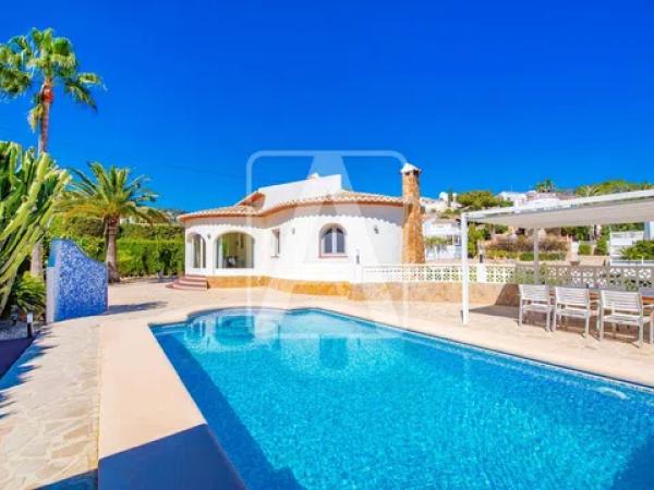 Chalet wolnostojący na sprzedaż w  Cala Advocat - Baladrar, Benissa photo 2