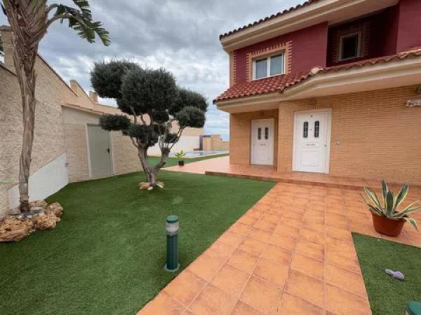 Casa independiente thumbnail 1
