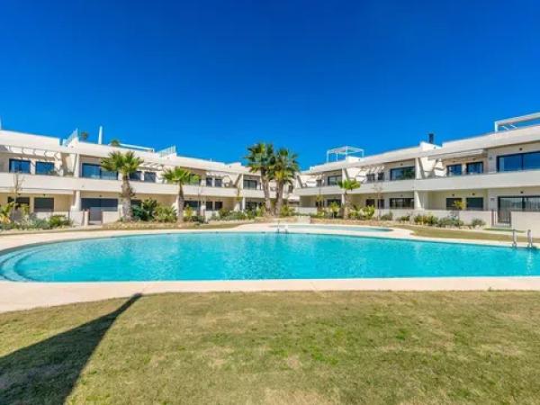 Sale of flat in Calle Nicolás Copérnico, 2, Torrevieja
 photo 1