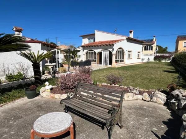 Chalet independiente en venta en Devesses - Monte Pego, Denia
thumbnail 1