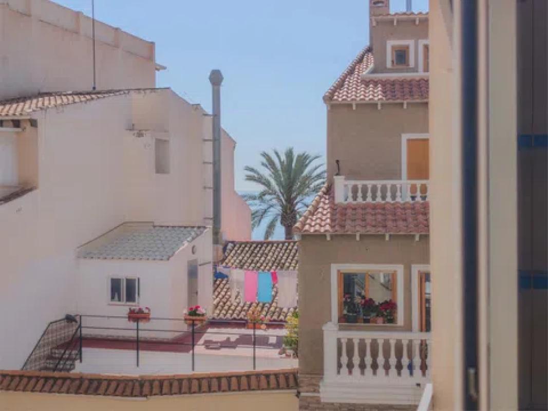 Продажа квартиры на Calle Sant Pere, Эль Кампельо
photo 2