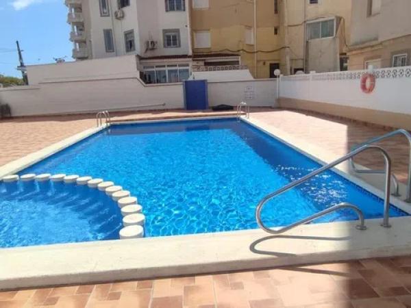 Продажа квартиры на Barrio Nueva Torrevieja, Торревьеха
photo 1