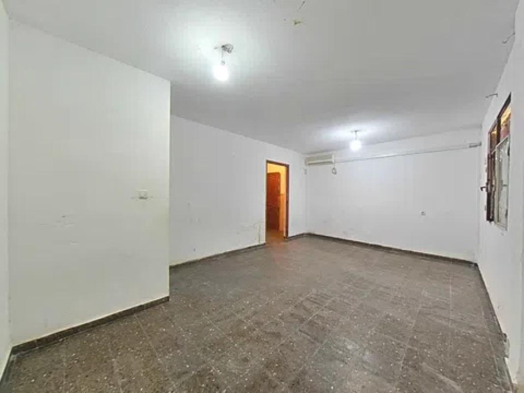 Venta de piso en Pasaje Poeta Balart, 1, Alicante / Alacant
photo 2
