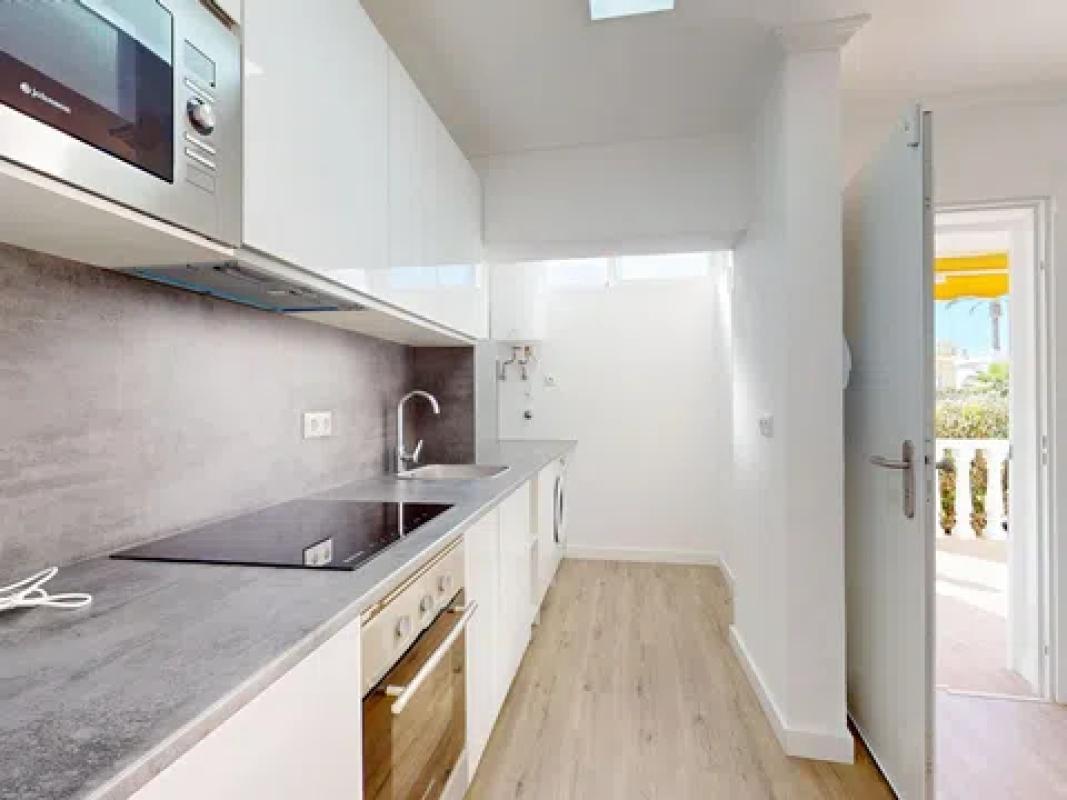 Venta de piso en Barrio Villamartín, Orihuela
 photo 3