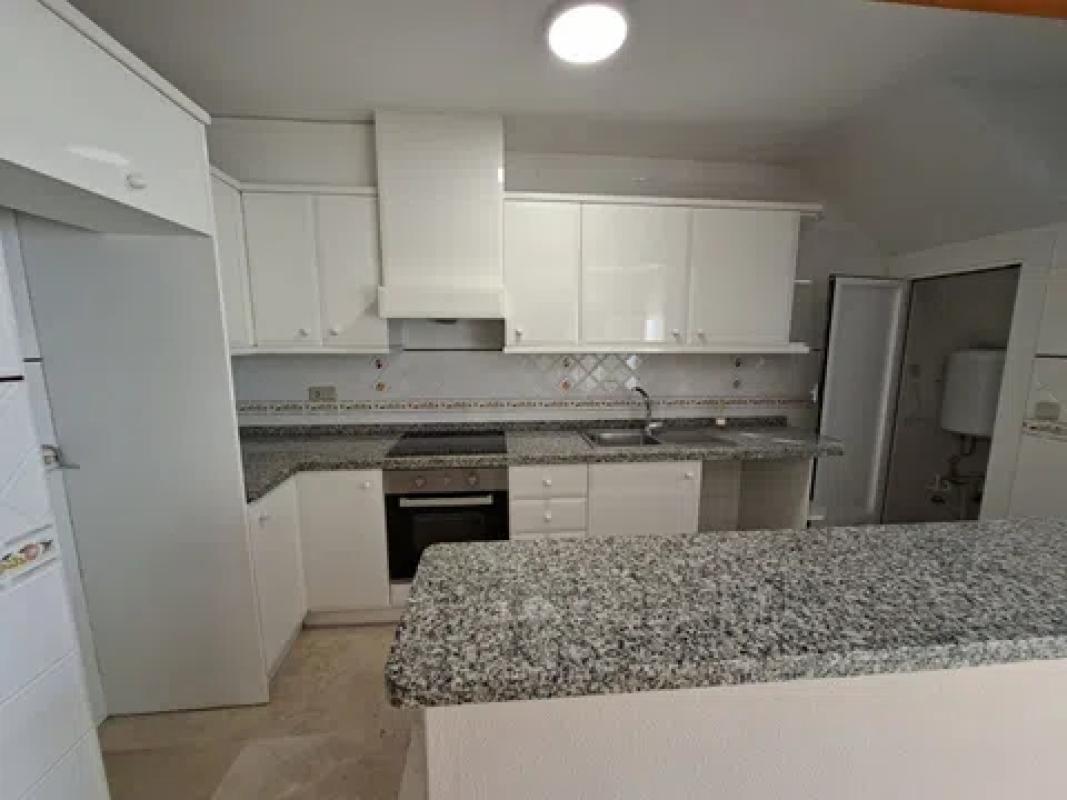 Venta de chalet adosado en Barrio Villamartín , Orihuela photo 4