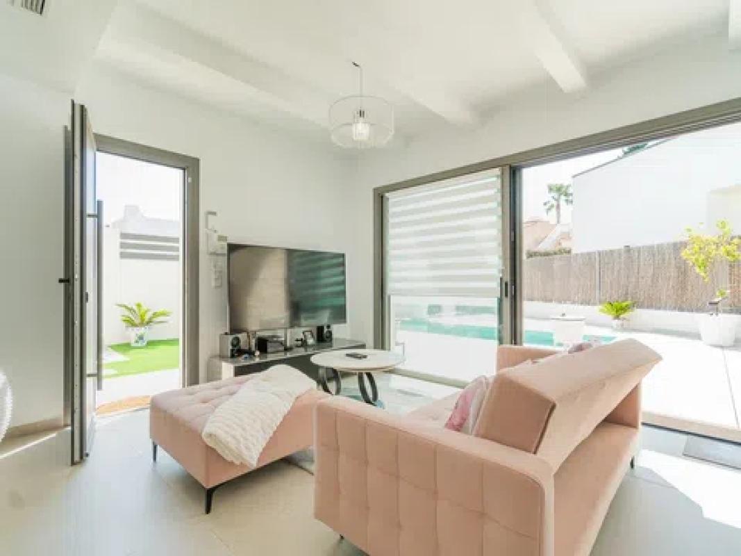 Venta de chalet independiente en Barrio Las Filipinas, Orihuela
 photo 4