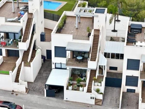 Sale of flat in Centro, San Miguel de Salinas
photo 1