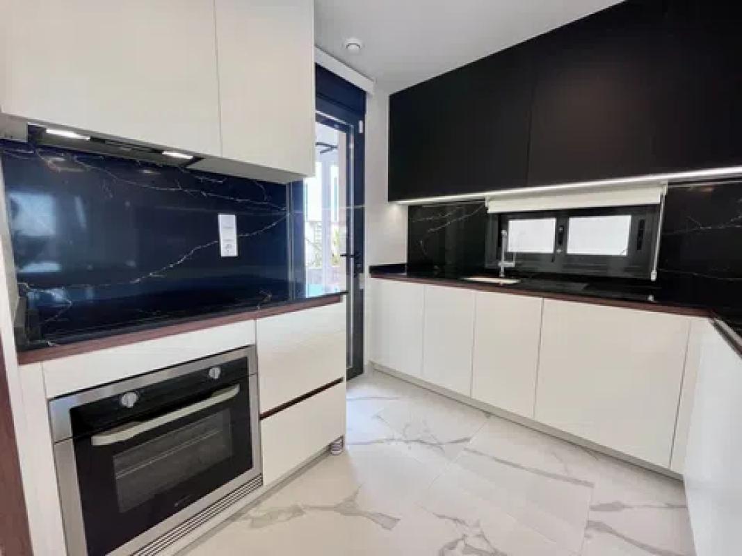 Sale of apartment in Centro, San Miguel de Salinas
 photo 3