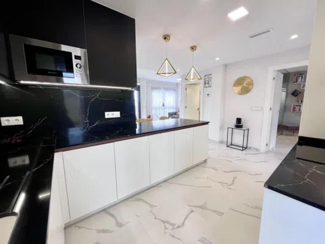 Sale of apartment in Centro, San Miguel de Salinas
 photo 4