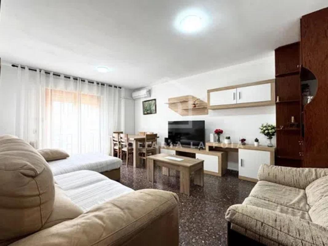 Продажа квартиры на Plaza Miguel Servet, 5, Иби
photo 1