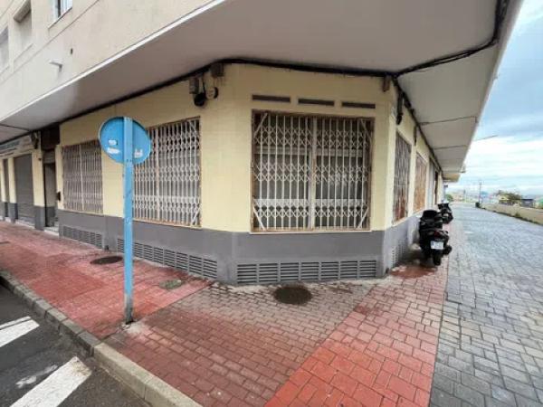 Local en Barrio Los Balcones - Los Altos del Edén thumbnail 1