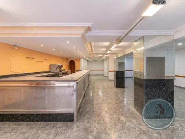 Local en calle Manuel Ruiz Magro photo 1