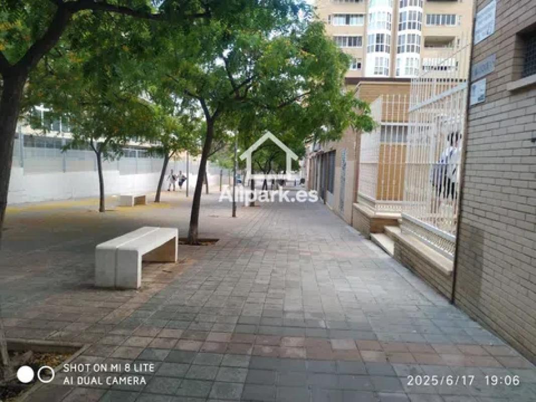 Propiedades en venta y alquiler en España photo 4