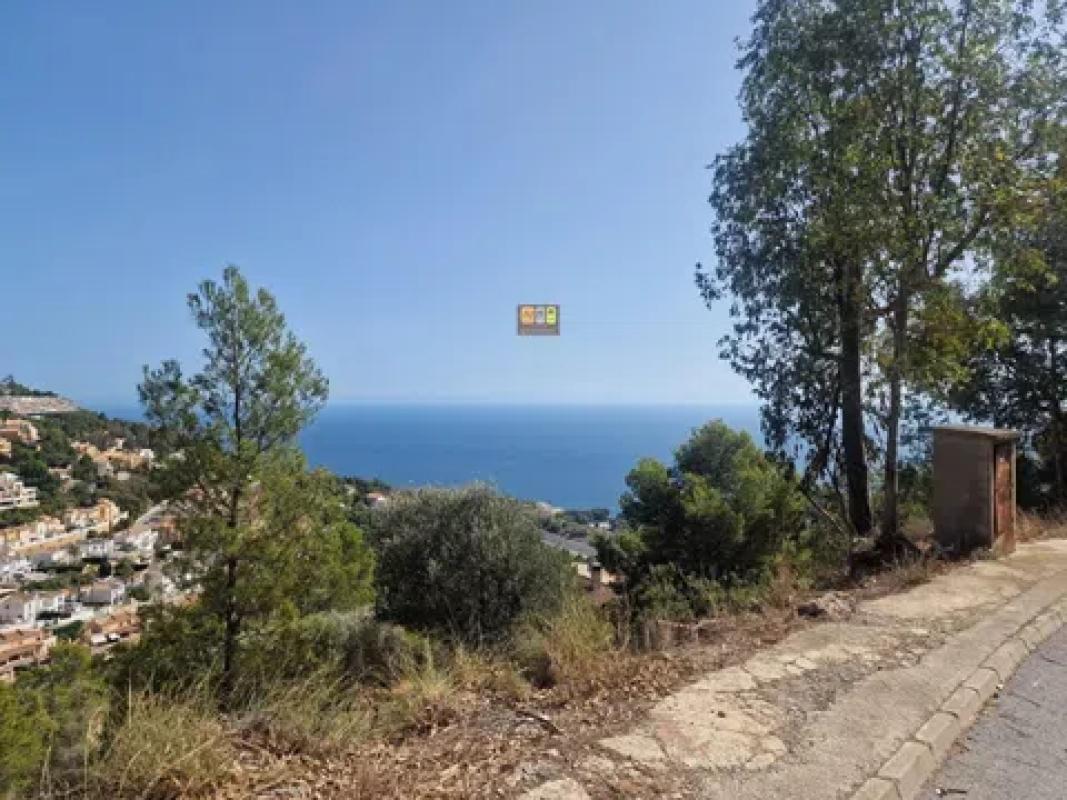 Land for sale in Altea, Alicante photo 1