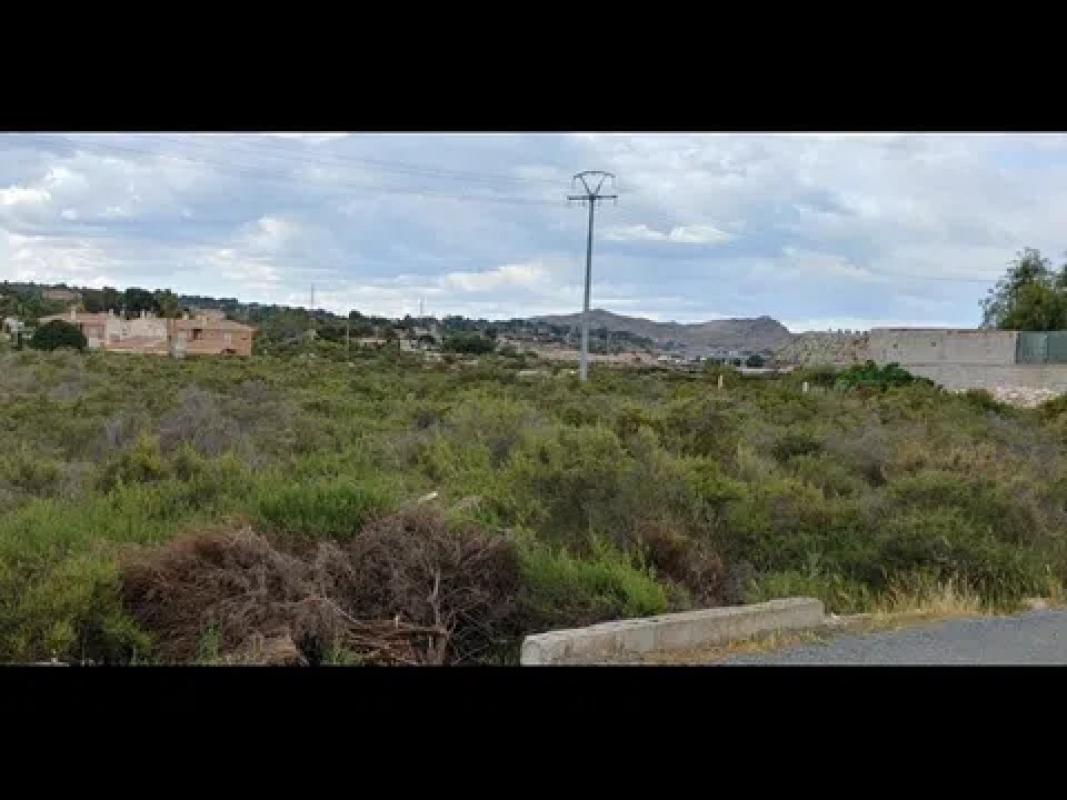 Terreno en venta en Elche / Elx, Alicante photo 1