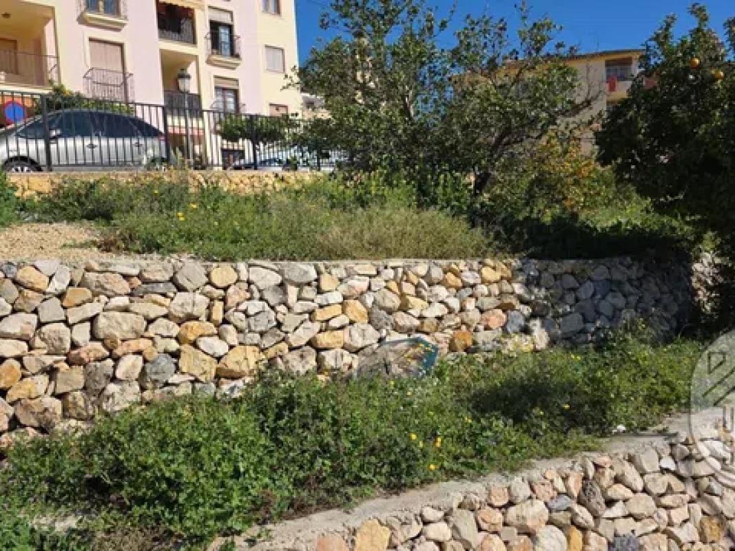 Terreno en venta en Polop, Alicante photo 3
