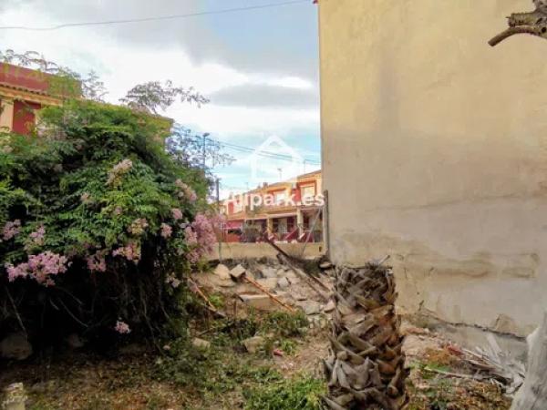 Terreno en calle Canal de Riego photo 4