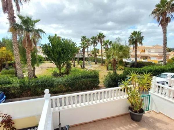 Independent chalet for sale in Benijofar, Benijofar thumbnail 2