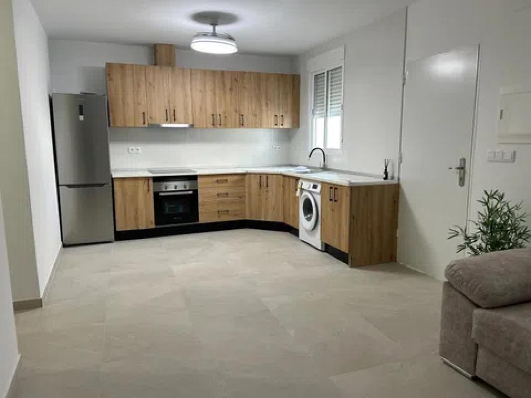 Sale of independent chalet in Desamparados-Hurchillo-Torremendo, Orihuela
photo 4