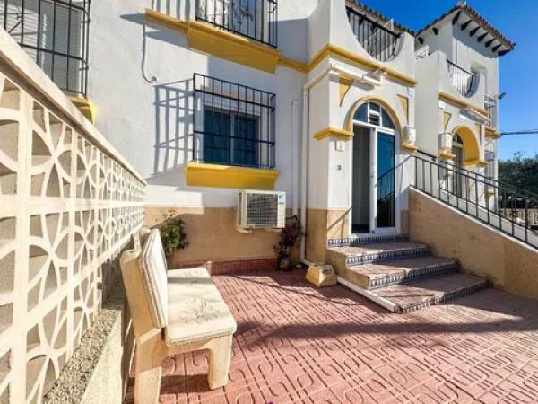 Venta de piso en Calle los Rosales, San Miguel de Salinas
thumbnail 2