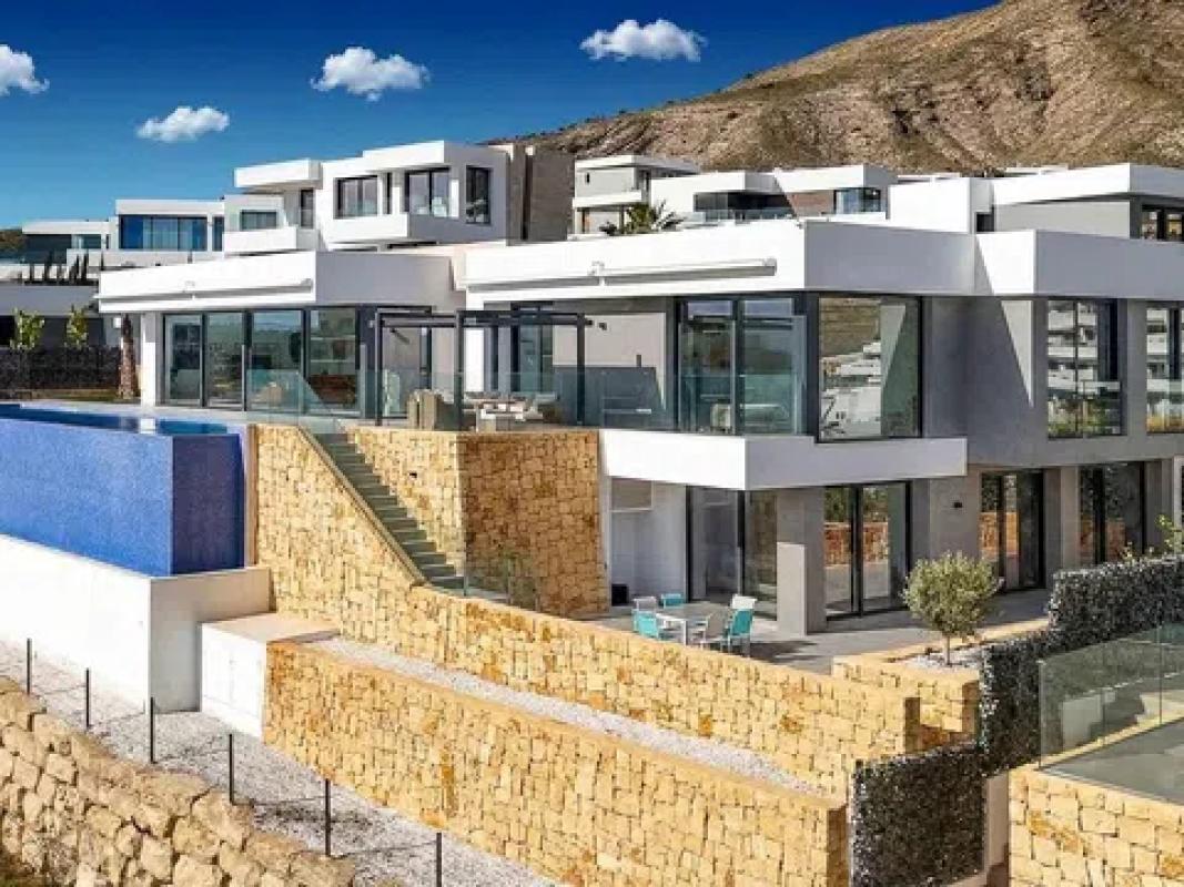 Sale of independent chalet in Balcón de Finestrat-Terra Marina, Finestrat
photo 2