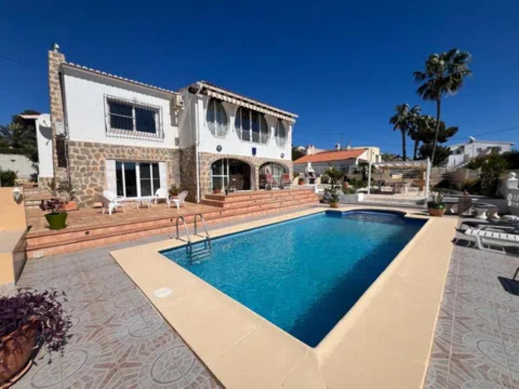 Venta de chalet independiente en Cala Advocat - Baladrar, Benissa
photo 1