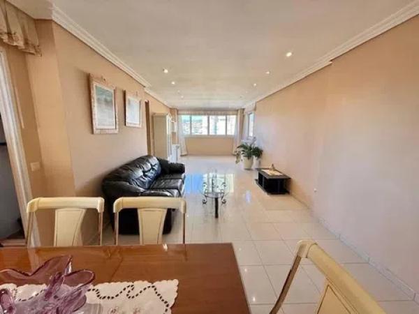 Sale of flat in Playa de Poniente, Benidorm
thumbnail 2