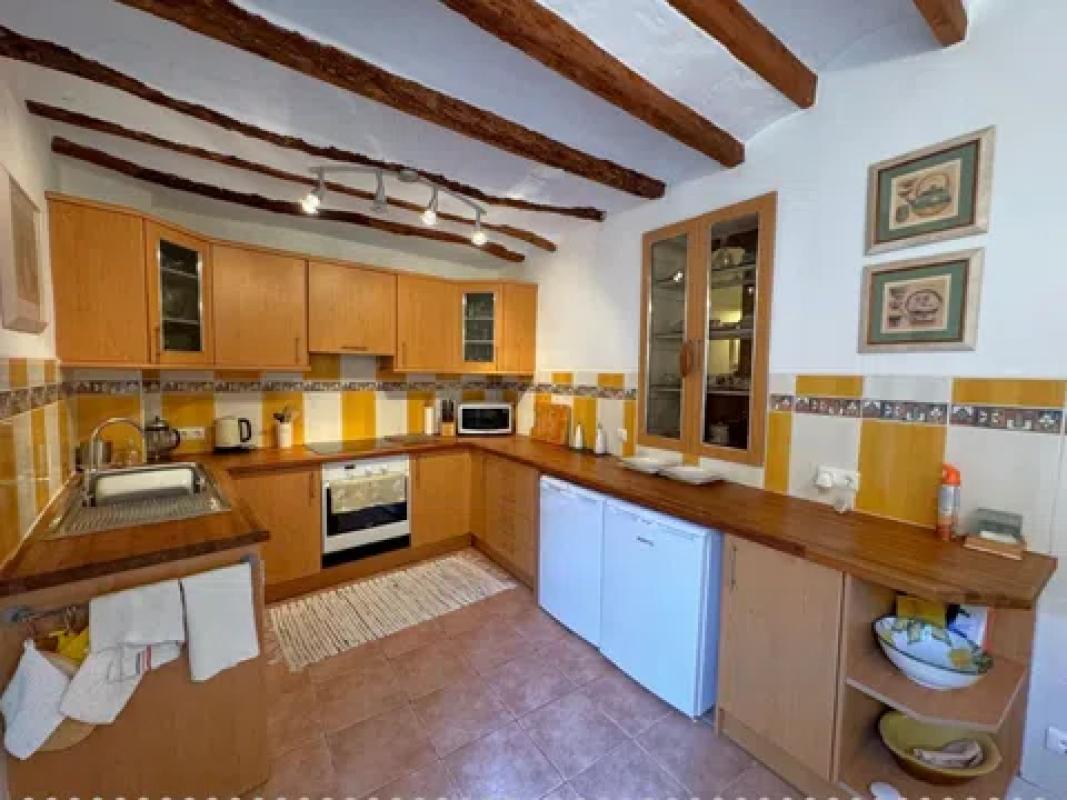 Продажа таунхауса в Calle Castell, 1 , Тормос photo 5