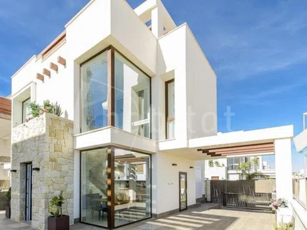 Venta de chalet independiente en Avenida Riegos de Levante, Los Montesinos
photo 1